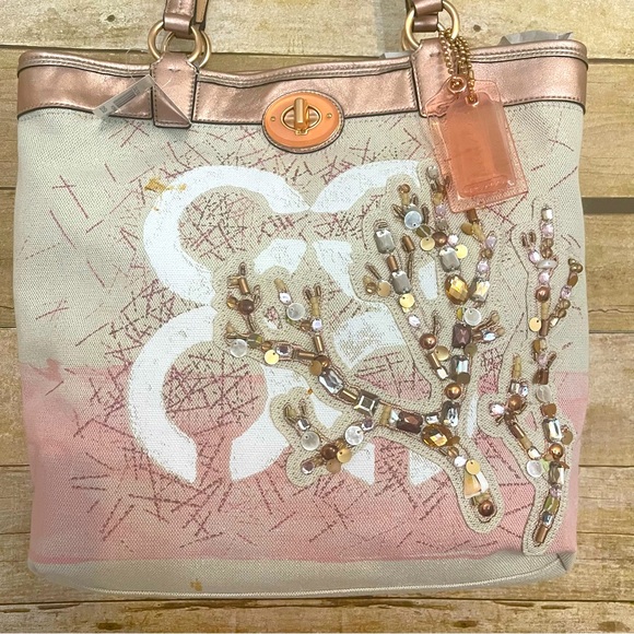**PLEASE READ DESCRIPTION** Coach Audrey Natural Coral NWT - Picture 3 of 15